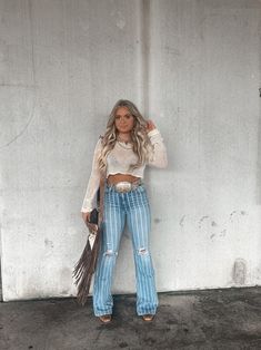 Floral Mesh Top Outfit, Cute Southern Outfits, Country Concert Outfit Fall, Western Fall Outfits, Mesh Top Outfit, Everyday Outfits Fall, Country Outfits Women, Nfr Outfits, Cute Cowgirl Outfits