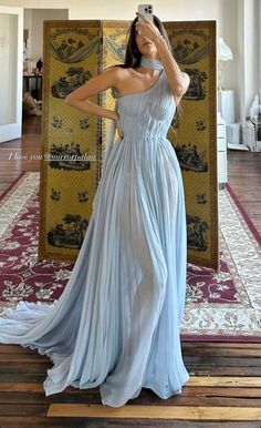 the hellenistic gown in ciel فستان سهرة, Gala Dresses, Glam Dresses, Guest Outfit, Evening Dresses Long, Looks Style, Evening Dresses Prom, Looks Vintage, Fancy Dresses