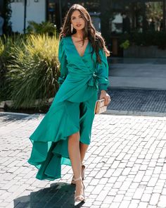 Details: Long sleeves V neckline Waist self-tie Midi dress Size Chart: Size Length Bust inch cm inch cm S 39 100 33 84 M 39.7 101 34.6 88 L 40 102 36.2 92 XL 40.5 103 37.8 96 2XL 41 104 39.4 100 Green Belted V-neck Maxi Dress, Green V-neck Maxi Dress With Tie Waist, V-neck Midi Dress With Tie Waist For Party, Fall V-neck Midi Dress With Tie Waist, Chic V-neck Party Dress With Tie Waist, Chic Maxi Length Long Sleeve Dress For Brunch, Elegant Green V-neck Long Sleeve Dress, Green Long Sleeve V-neck Dress For Brunch, Chic Long Sleeve Wrap Dress For Brunch