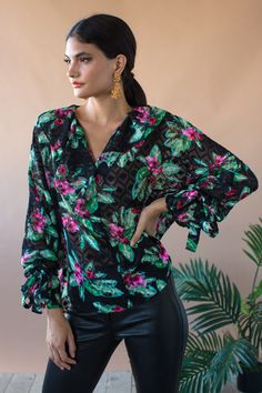 Poet Top - Angelonia Bloom Chic Floral Print Tops For Party, Off-shoulder Floral Print Party Blouse, Chic Blouse With Bold Print, Chic Spring Tops With Bow Print, Chic Summer Tops With Bow Print, Chic Floral Print Party Blouse, Off-shoulder Floral Print Party Tops, Elegant Off-shoulder Floral Print Tops, Black Tropical Tops For Spring