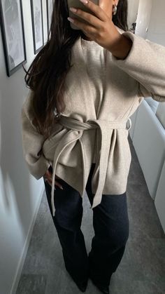 Scandinavian Style Outfit, Modest Beauty, 2025 Moodboard, Uni Outfits, Classy Style, Winter Fits, Scandi Style, Girls Club, Modest Fashion Outfits