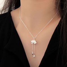 Color: xl1327 Style: Fashion OL Silver Alloy Necklace With Flower Pendant, Silver Alloy Flower Pendant Necklace, Style Design, Style Fashion, Womens Necklaces, Lotus, Necklaces, Fashion Design, Quick Saves