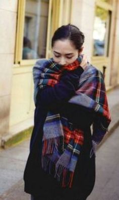 Kim Min Hee, Stole Scarf, Portrait Girl, Fashion Wear, Office Outfits, Plaid Scarf, Asian Beauty, Beautiful People, Winter Outfits