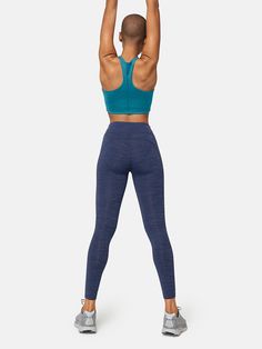 A high coverage, high sweat crop top with removable pads. Made in our lightweight, breathable TechSweat™ fabric. Yoga Clothes