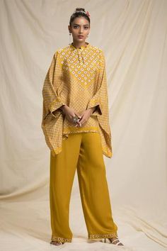 Shop for Rajdeep Ranawat Yellow Silk Bandhani Print Tunic And Pant Set for Women Online at Aza Fashions Yellow Kimono, Rajdeep Ranawat, Dress Over Pants, Bandhani Print, Kaftan Tunic, Kaftan Designs, Dye Techniques, Tie Dye Techniques, Iranian Women Fashion