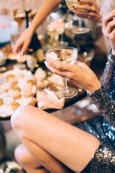 What Happens When Stylists Plan a Very Sparkly New Year’s Eve Party | Photo: Taryn Kent Glitter Bomb, Christmas Party Food, New Year’s Eve, Eve Parties, New Years Eve Party, New Years Party, Party Photos, Nouvel An, New Years Eve