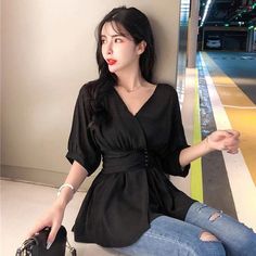 Casual V-Neck Solid Chiffon Blouse Shirt – Nada Outfit Land Casual Blouse Shirts, Chiffon Shirt Blouse, Chic Shirts, Blouse Material, V Neck Blouse, Chiffon Blouse, Fashion Chic, Slim Waist, Chic Style