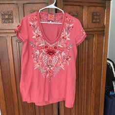 Embroidered Linen Tunic Top By Johnny Was. Nwot. Size Small But Runs Large- Fits Size 8 To 10. Embroidered Long Sleeve Folk Tunic, Bohemian V-neck Tunic With Printed Motifs, Bohemian Green V-neck Tunic, Luxury Embroidered V-neck Tunic, Johnny Was Clothing Shirts & Tops, Linen Tunic Tops, Linen Tunic, Johnny Was, Tunic Tops