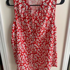 M Blouse. Never Worn Red Floral Print Sleeveless Tank Top, Red Sleeveless Cotton Blouse, Red Sleeveless Summer Blouse, Red Floral Print Sleeveless Blouse, Sleeveless Red Summer Blouse, Red Sleeveless Blouse For Spring, Sleeveless Red Blouse For Summer, Casual Spring Tops From Amazon, Amazon Casual Tops For Spring