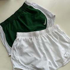 Nike Dri-Fit Running Shorts With Built In Briefs. This Listing Is For Both Shorts. The White One Is Brand New, Never Worn And The Green One Is In Excellent Condition. Nike Sets, Sporty Shorts, Top Nike, Nike Dri Fit Shorts, Summer Inspo, Stylish Clothes, Nike Green, Sporty Outfits, Clothes Ideas