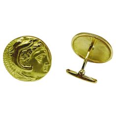 Cufflinks in yellow gold with man'shead pattern. Round shape. Weight : 18,5 grs Gold Cufflinks, Round Shape, Cufflinks, Yellow Gold, Yellow, For Sale, Gold, Pattern