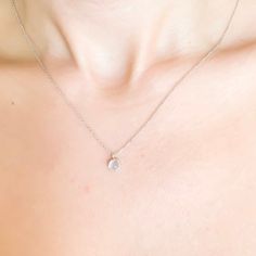 14k White Gold Moonstone Necklace / Moonstone Jewelry / Sterling Silver Necklace / Dainty necklace / Necklaces for Women / Gifts For Her ➤ PRODUCT FEATURES; ✔ Made to Order ✔Moonstone diameter is 5mm ✔ Gold Kt: 925k Sterling Silver, 14k White Gold, 14K Yellow Gold, 14k ✔ Gold Color Options: Rose Gold, Yellow Gold, White Gold ✔ Ready to Ship in 3-5 Business Days ➤PERSONALIZATION ✔Please select your desired material and length from the menu.. ➤SHIPPING ✔SHIPPING TIME to US is 2-6 days; 5-12 days t Delicate Moonstone Necklace With Delicate Chain, Moonstone Round Pendant Necklace With Clavicle Chain, Round Moonstone Clavicle Chain Necklace, Moonstone Round Clavicle Chain Necklace, Delicate Moonstone Round Pendant Necklace, Delicate Round Moonstone Pendant Necklace, Dainty Moonstone Teardrop Pendant Necklace, Moonstone Clavicle Chain Round Necklace, Dainty Moonstone Charm Necklace For Gift