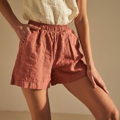 Linen Shorts With Elastic Waist, Linen Shorts With Pockets, High Waisted Linen Shorts, Casual Linen Shorts For Woman, * Handmade * 100 %25 washed and softened linen * With inner pockets * Custom measurements Please send me your bust, waist,hips, and height measurements if you want a custom fit. Athletic Summer Outfits, Summer Outfits Athletic, Modern Blouse Designs, Alt Summer Outfits, Streetwear Summer Outfits, Woman Streetwear, Vintage Summer Outfits, Dad Shorts, Summer School Outfits