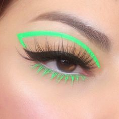 Grafik Eyeliner, Make Up Inspiration, Graphic Eyeliner, Creative Makeup Looks, Make Up Looks