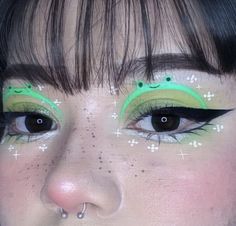 Frog Makeup, Anime Eye Makeup, Cool Makeup Looks, Pinterest Makeup, Eye Makeup Designs, Dope Makeup, Eyeshadow Eyeliner, Edgy Makeup