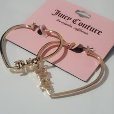 Juicy Couture Earrings Heart Shape Hoops Juicy Logo Gold-Tone Crystals Brand New Cute Designer Jewelry, Cute Y2k Accessories, Trendy Gold Heart Earrings, Juicy Catore, Hoops Gold, Cute Earrings Gold, Accessories Gold, Juicy Couture Aesthetic Wallpaper, Juicy Couture Birthday