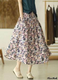 Olivia Mark - Floral Print Vintage A-line Midi Skirt with High Waist Retro Floral Pattern Retro Floral Pattern, Umbrella Skirt, Mesh Skirt, Retro Floral, Types Of Skirts, Olivia Mark, A Line Skirt, A Line Skirts, Floral Pattern