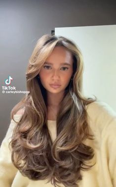 @carleybishop02 | @carleybishoppp on tt Crimped Hair Ideas, Cute Curled Hairstyles, Hairstyles Photos, Curled Hair, Crimped Hair, Hair Photo, Curled Hairstyles, Cute Hairstyles, Hair Ideas