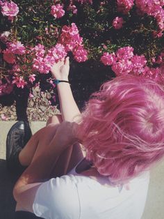 Space Grunge Fashion, 2014 Nostalgia, Pastel Princess, Barbie Fairy, Space Girl, Neon Aesthetic, Dope Hairstyles, Star Girl, Punk Fashion