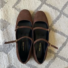 Sold Out Color. Size 38. Lightly Used, With Box And Dust Bag. Suede Ballet Flats, Flat Shoes Women, Ballet Flats, Loafer Flats, Dust Bag, Loafers, Ballet, Women Shoes, Women Shopping