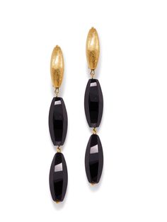 Faceted Onyx Beads dangle beneath Brushed 18K Goldplated Zeppelin 2.5cm x 8mm bead Clipons. Fly high with these dramatically elegant and slim 3 3/4" Drop earrings. Elegant Formal Chandelier Earrings With Dangling Beads, Faceted Drop Earrings For Evening, Elegant Onyx Jewelry With Polished Beads, Elegant Black Long Drop Jewelry, Elegant Onyx Jewelry For Evening, Elegant Party Earrings With Polished Beads, Elegant Evening Earrings With Dangling Beads, Elegant Polished Beads Earrings For Party, Elegant Black Chandelier Earrings With Dangling Beads