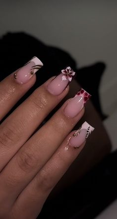 Nail Inspos On Dark Skin, Cute Nails For Dark Skin Tones, Bday Set Nails, Nail Ideas Polygel, Almond Pointy Nails, Medium Nail Inspo Acrylic, Pink Nails With Design Ideas, Cheap Nail Ideas, Aesthetic Square Nails