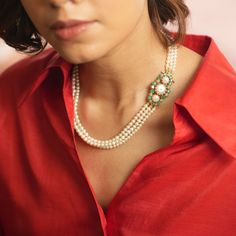 Gold(14K) : 8.94g Diamonds : (VS clarity & H-I colour) : (Brilliant cut ) : 0.04ct Champagne Diamond : 1.70ct Gemstone : Emeralds : 1.78ct Cultured Pearls : 139.54ct Elegant Emerald Diamond Necklace With Brilliant Cut, Elegant Brilliant Cut Emerald Necklace For Anniversary, Elegant Hand Set Emerald Diamond Necklace, Elegant Hand-set Emerald Diamond Necklace, Elegant Pearl Necklace With 17 Jewels For Celebration, Elegant White Gold Emerald Necklace With Jewels, Elegant White Gold Emerald Necklace, Elegant Emerald And Diamond Necklace For Anniversary, Elegant Formal Emerald Gemstone Necklace