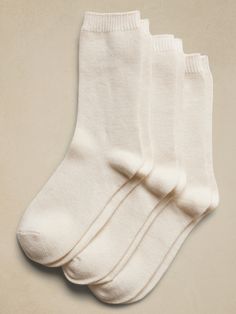 A cozy sock made from a special, blended yarn with a touch of cashmere for luxurious warmth and softness.  Plus, our designers added a lurex accent at the top for extra sparkle.  Set of 3.  Hits above the ankle. Cream Socks, Wag Dr, Preggo Fashion, Character Wardrobe, Cashmere Socks, Fashion Boards, Hippie Fashion, Birthday Wish List, Humble Beginnings