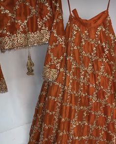 Customised Lehenga, Brown Stuff, Mehendi Dress, Designer Dresses Elegant, Embroidered Suits, Heavy Lehenga, Indian Suit