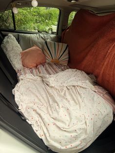 the cutest comfiest backseat air matress in a suburu legacy, perfect for festivals. Car Matress Ideas, Road Trip Bed In Car, Car Backseat Bed, Comfy Backseat Car, Backseat Car Camping, Car Decorations Interior Backseat, Cozy Backseat Car, Road Trip Backseat Setup, Car Set Up For Road Trip Back Seat