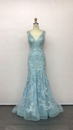 Forest Prom Dress, Enchanted Forest Prom Dress, Prom Dress Extra, Heavy Gowns, Dior Wedding Dresses, Enchanted Forest Prom, Blue Mermaid Prom Dress, Simple Dress Casual