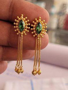 How To Stitch Blouse, Chain Tops, Vanki Designs Jewellery, Indian Wedding Jewelry Sets, Neck Pieces Jewelry, Black Beads Mangalsutra Design, How To Stitch, New Gold Jewellery Designs