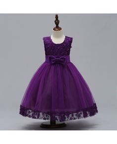 Buy purple flowers tulle party dress for girls ages 3-12 online. In-stock with many colors and sizes, free world-wide shipping. Vestidos Color Uva, Formal Birthday Party, Color Uva, Wedding Dresses For Kids, Gown Princess, Princess Tutu, Purple Girls, Cotton Blends Dress, Party Gown