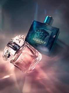 Behance :: 为您呈现 Perfume Moschino, Perfume Genius, Versace Perfume, Fragrance Photography, Perfume Display, Holiday Fragrance, Perfume Photography, Perfume Collection Fragrance, Perfume Store