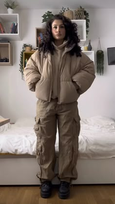 Baggy Outfits Women, Baggy Streetwear Women, Baggy Outfit Woman, Outfits Women Streetwear, Modest Streetwear Fashion, Drip Outfits Women, Cargo Outfits Women, Cargo Pant Outfit, Trendy Modest Outfits