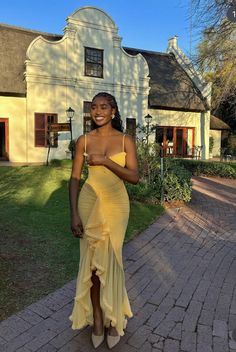 Yellow Dress Black Women, Yellow Birthday Dress, Dresses Midi Elegant, Birthday Dress Black Women, Elegant Mermaid Dress, Dress Black Women, Spaghetti Dress, Strappy Midi Dress, Backless Maxi Dresses