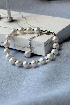 Nickel Free White Beaded Bracelets, Elegant White Nickel-free Pearl Bracelet, Silver Pearl Beaded Bracelets Minimalist Style, Minimalist Silver Pearl Beaded Bracelets, Dainty Silver Beaded Bracelets With Pearl Chain, Dainty Silver Pearl Beaded Bracelets, White Hypoallergenic Pearl Necklace, Hypoallergenic White Pearl Necklace, Coquette Old Money