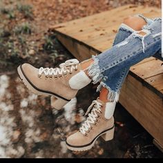 These Gorgeous Khaki Booties Are The Perfect Pair Of Booties For Fall! It's A Size 9 But Fits More Like A 9.5 Ankle Lace Up Boots, Chunky Heels Boots, Impressions Online Boutique, 5 Inch Heels, Women Clothing Boutique, Timberland Boots, Lace Up Boots, Cute Shoes, Chunky Heels