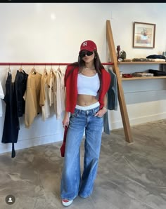 Emilia Core, Diverse Fashion, Jordan Style, Ny Outfits, Velvet Dress Designs, Denim Ideas, Summer 24, Gameday Outfit, 가을 패션