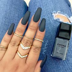 GUNMETAL – ZAPORA Nail Lacquer Nail Ideas For Beginners, Nail Filing, Time Nails, Nail Artwork, Fall Nail Ideas, Unghie Nail Art, Matte Nail Polish, Nails Colors