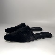 Nwt Natori Velvet Mules Size - 7 Color - Black Condition - New With Tags. Never Worn But Tried On Inside House. Black Slip-on Flat Slippers, Classic Black Slippers For Spring, Black Classic Slippers For Spring, Black Slip-on Slippers For Work, Black Flat Mules, Black Almond Toe Slip-on Slippers, Black Slip-on Slippers With Pointed Toe, Black Round Toe Slippers For Work, Black Flat Heel Slippers For Formal Occasions