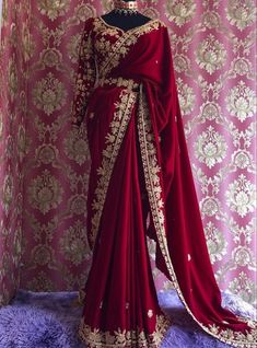 Custom Made Outfits, Made Outfits, Simple Saree Designs, Indian Bride Outfits, Latest Bridal Dresses, Pakistani Fancy Dresses