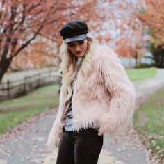 Women Faux Fur Mauve Pink Shaggy Jacket Coat Blazer Coat Autumn Winter Size S 4/6 M 8/10 L 12/14 Faux Fur Long Coat For Fall, Chic Faux Fur Winter Outerwear, Chic Faux Fur Outerwear For Winter, Trendy Faux Fur Trim Outerwear For Fall, Trendy Fall Outerwear With Faux Fur Trim, Spring Long Sleeve Fur Coat With Faux Fur Trim, Faux Fur Lined Outerwear For Fall, Faux Fur Outerwear With Lining For Fall, Trendy Faux Fur Long Coat Outerwear