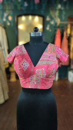 Pink based multicolour mirror workblouse that can be paired with multiple sarees. Size: Made to the measurements.  I'll send you the measurements sheet when you order. You can also choose a standard blouse size from the drop down Please contact me if you have any questions Saree Blouses, Embellished Blouse, Embroidery Blouse, V Neck Blouse, Saree Blouse, Saree Designs, Womens Clothing Tops, Lehenga, Favorite Outfit