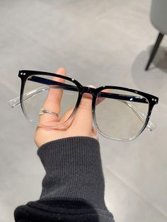 Black And White Glasses Frames, Square Glasses Frames For Women, Black Glasses Aesthetic, Trendy Glasses Frames, Glasses For Oval Faces