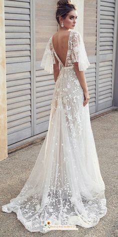 low back boho wedding dress Gaun Koktail, Anna Campbell, Pnina Tornai, Stella York, Lace Beach Wedding Dress, Applique Wedding, Applique Wedding Dress, A Wedding Dress, Princess Wedding Dresses