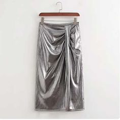 Metallic Cami Top with Midi Skirt Halter Cami Top, Metallic Midi Skirt, Midi Skirts Summer, Midi Skirt Casual, Silver Skirt, Sleeveless Skirt, Skirts Midi High Waisted, Skirt Summer, Party Skirt