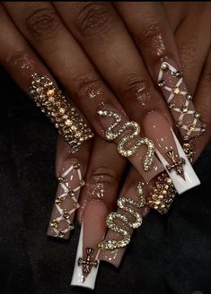 Prom Nails Ideas, Black Women Tattoos, Tattoos About Mom, Deep Meaning Tattoos, Tattoos For Someone Who Passed, Tattoos Between Breast, Tattoos About Healing, Growth Tattoos, Tattoos Black Women