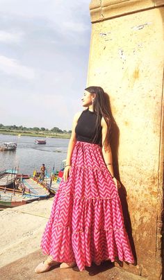 Long Skirt Outfits Indian, Skirt And Top Indian, Aesthetic Indian, Long Skirt And Top, Skirt Aesthetic, Trendy Outfits Indian, Simple Frocks, Casual Indian Fashion