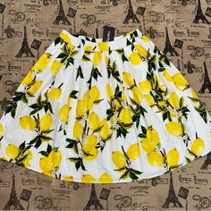 Taydey Nwt! White/Yellow Lemon Pattern A-Line Pleated Vintage Skirt Size L Measures Approximately: Waist 34 To 36 Inch Length 23 Inch Yellow Bottoms For Spring Brunch, Yellow Pleated Summer Skirt, Yellow Pleated Skirt For Summer, Yellow Midi Skirt For Summer, Yellow Pleated Skirt For Spring, Casual Yellow Mini Skirt For Spring, Summer Yellow Skirt For Vacation, Yellow Summer Skirt For Day Out, Yellow Summer Mini Skirt